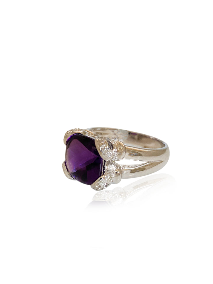 Cushion Amethyst Solitaire Ring with Diamond accents